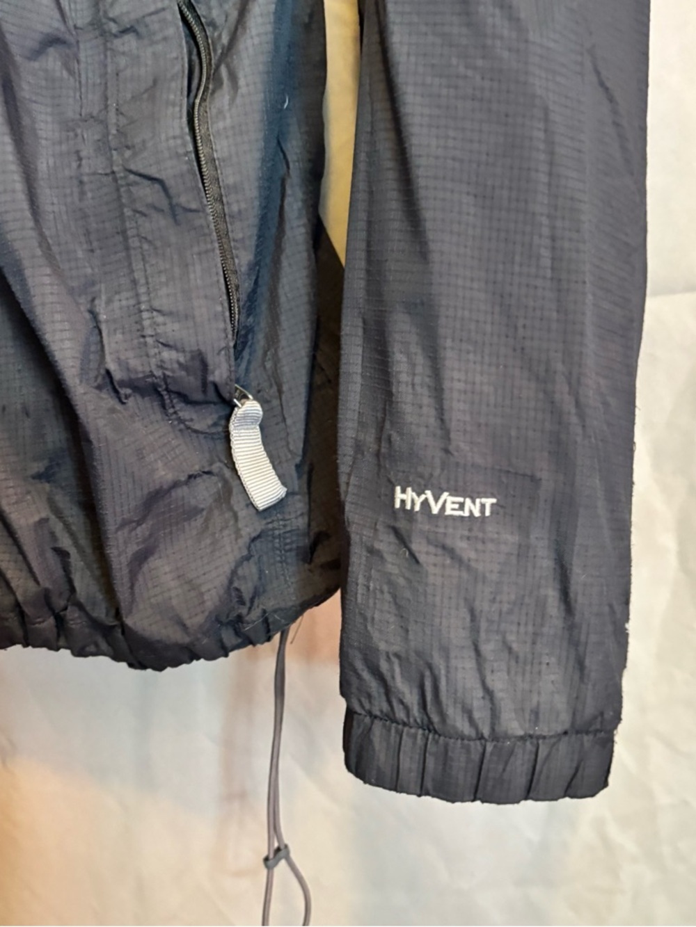 The North Face Black Hooded Rain Jacket - Picture 3 of 8